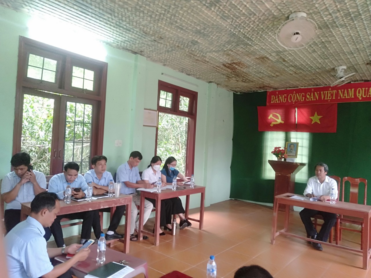 Đảng ủy xã tổ chức Hội nghị đối thoại giữ Bí thư Đảng ủy với Nhân dân thôn Trường Giang, xã Trà Tân
