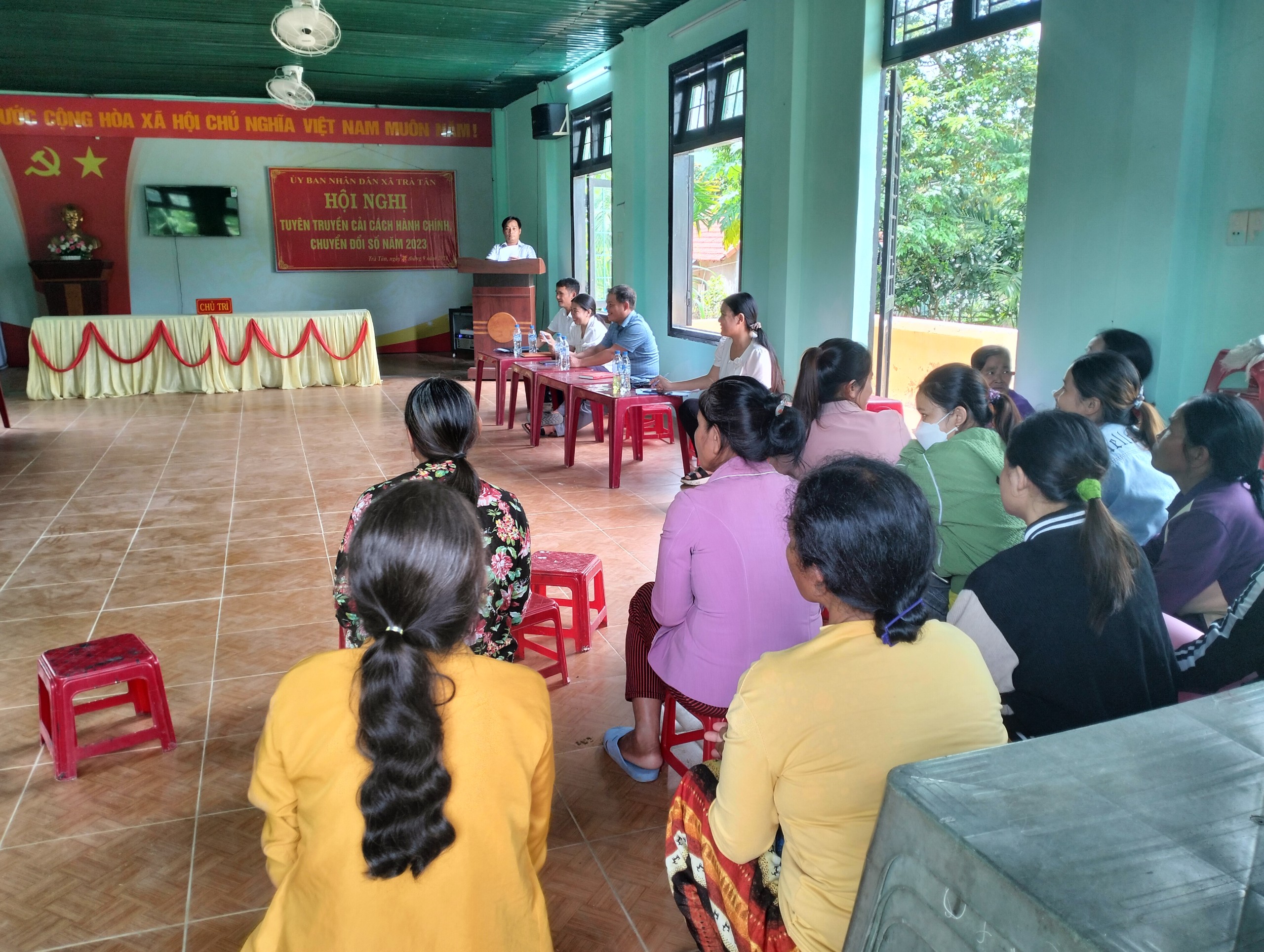 Ủy ban nhân dân xã Trà Tân tổ chức Hội nghị tuyên truyền cải cách hành chính, chuyển đổi số và phổ biến, giáo dục pháp luật trên địa bàn xã Trà Tân năm 2023